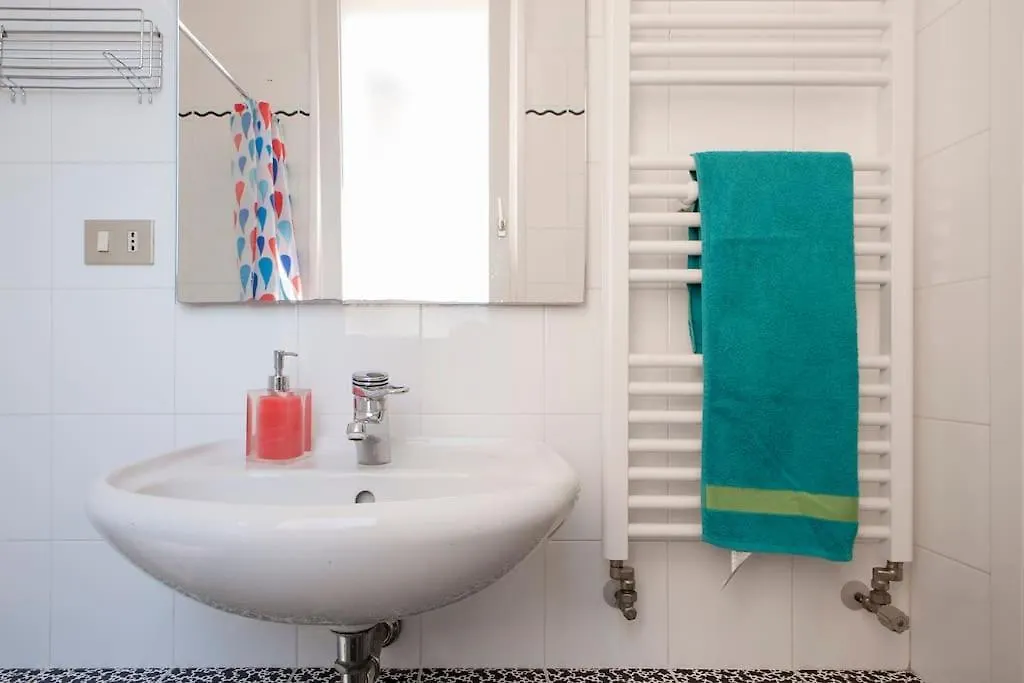 Apartment Appartamento Sul Mare G&G Livorno